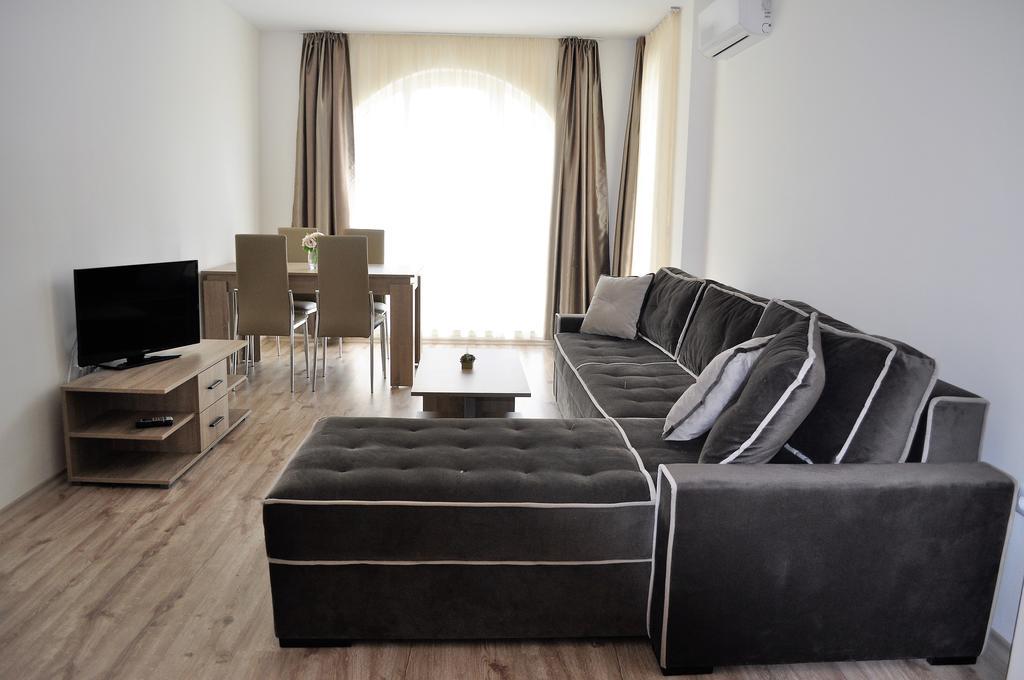 Zevs Residence เนเซบาร์ ภายนอก รูปภาพ
