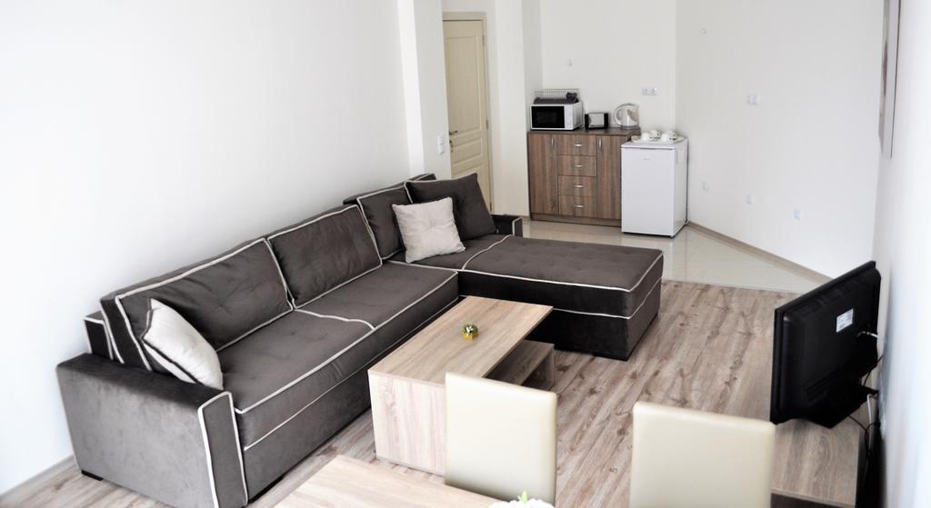 Zevs Residence เนเซบาร์ ภายนอก รูปภาพ